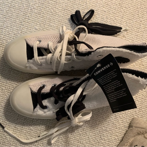 Converse Funky White/Black Chuck Taylor Sneakers💕👟 - Picture 3 of 10